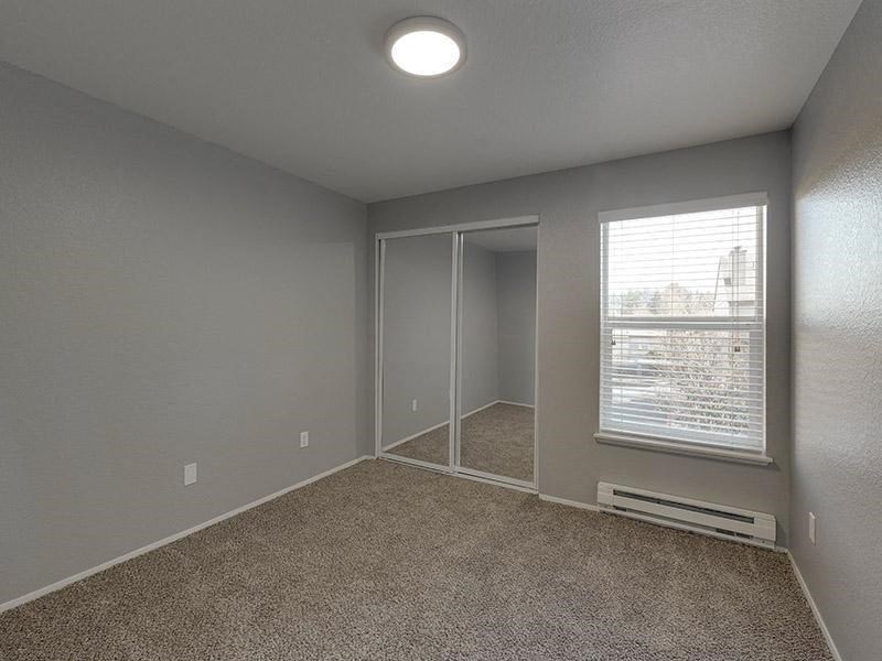 Powell Valley Farms Apartments, 1500 SW Pleasant View Drive, Gresham